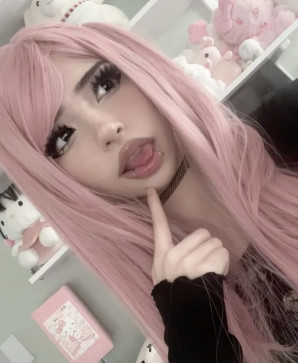 Nathalie, 18, United States