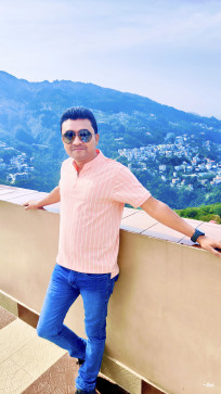 Avinash Singh, 34, India