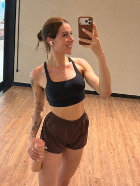 Leah Heyes, 28, United States