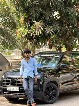Dhruv Patel, 19, India