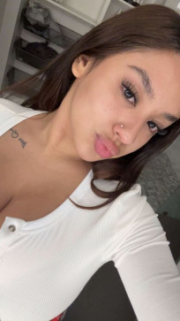 Nora, 28, United States