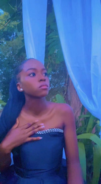 Nalubaale Diana, 18, Uganda