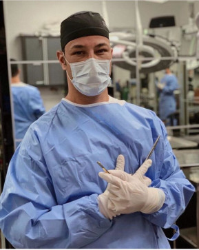 Dr Derrick, 40, United States