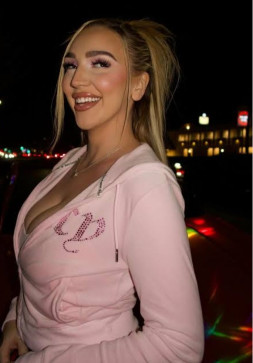 Jessica, 31, United States