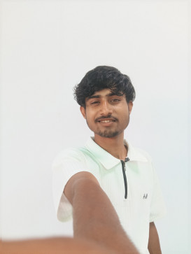 Aavesh Khan, 18, India