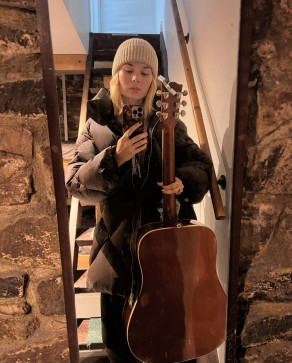 Ava Brooks, 22, United States