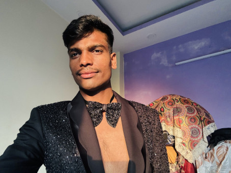 Suraj Shuh, 18, India