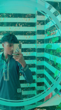 Alfiz Mirza, 19, India