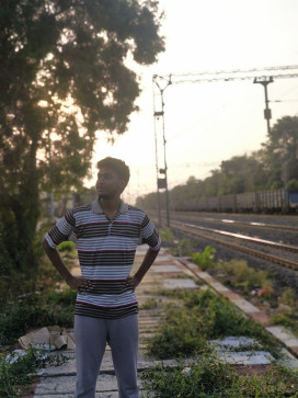 Frank, 20, India