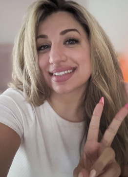 Dutchwoman, 45, United States