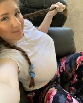 Annabelle Frank, 31, United States