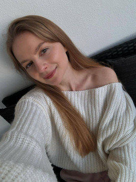 Mandy Shn, 28, United States