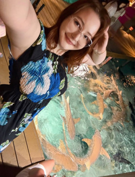 Selina, 18, United Kingdom