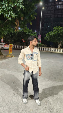 Soeb Ansari, 21, India