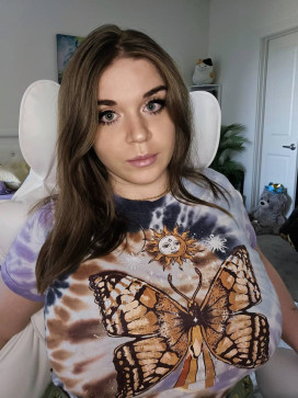 Charlotte Lina, 33, United States