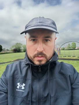 Joe Roberts, 34, United Kingdom