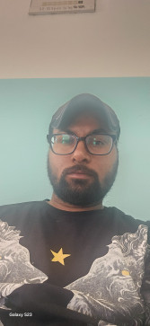 , 28, Italy