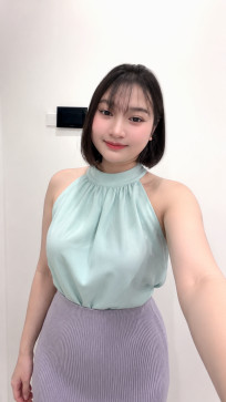 Rosesmiles, 32, Canada