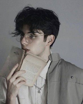 Lotfi Boualem, 18, Algeria