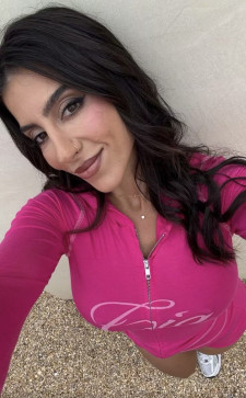 Lena, 33, United States