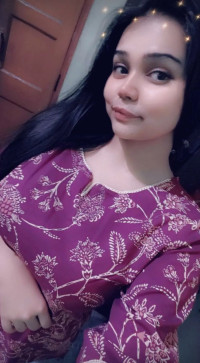 Lisaa, 21, India
