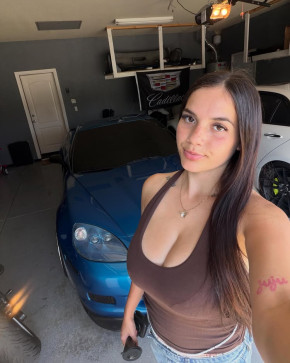Mary Lucas, 23, United States