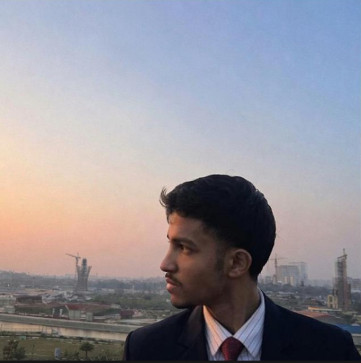 Garvit, 18, India