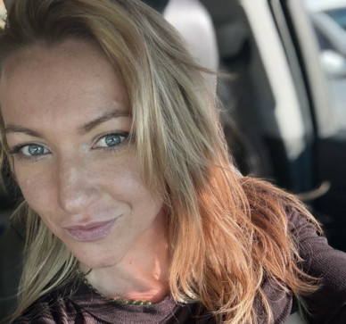 Erin Marie, 29, United States