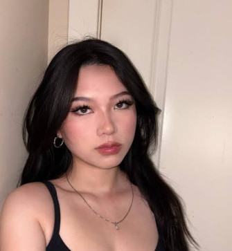 Emily, 22, India