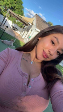 Laura, 49, United States