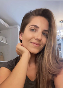 Julian, 32, United States