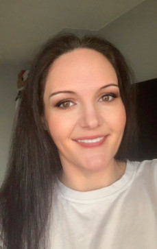 Eva, 50, United States