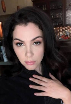 Dorothy, 35, United States