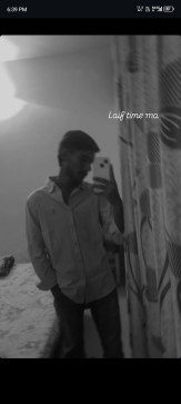 Waish Khan, 18, India