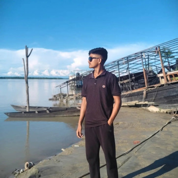 Akash, 22, India