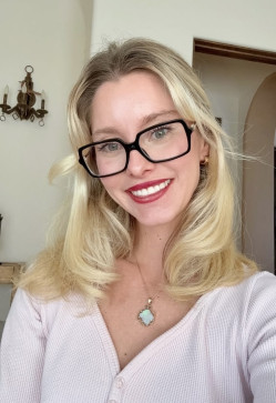 Olive Grace, 24, United States