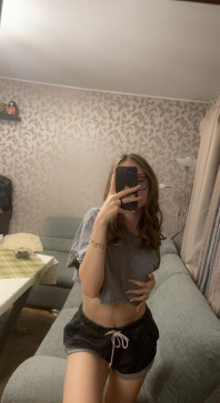 Maria, 25, United States