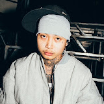 Jayyy, 27, Philippines