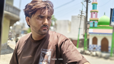Mr__ Chouhan 21, 19, India