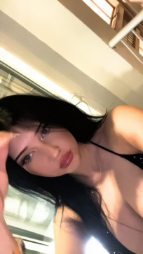 Julie Evans, 26, United States