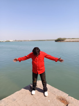 Montu Vagela, 18, India