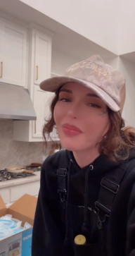 Hannah, 26, United States