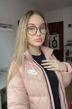 Kimberly, 24, United States