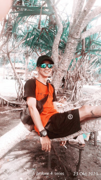Rahmat Hidayat, 40, Indonesia
