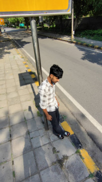 Pooja Bharat, 19, India