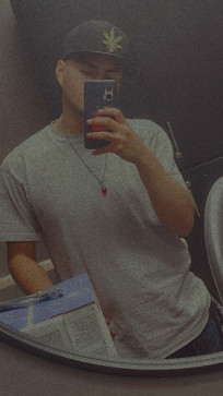 Shi Yami, 19, United States
