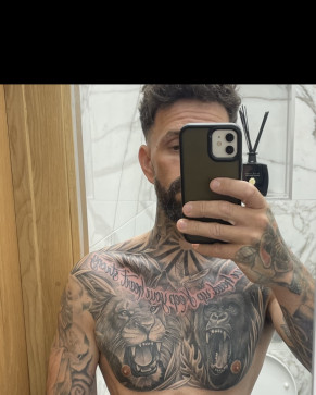 Billy, 32, United Kingdom