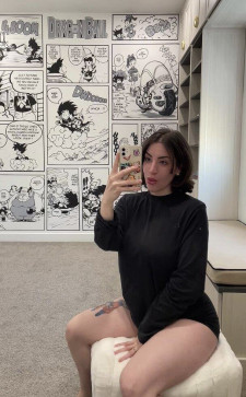 Elizabeth, 29, United States