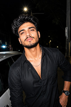 Nikhil Singh, 20, India