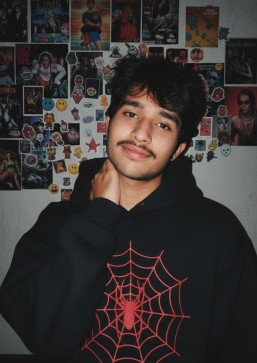 Mannu Pal, 18, India